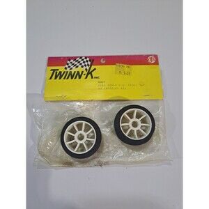 NOS AJ's 0857 Twinn-K Foam 1/12 R/C Vehicle Tires B-52 Front Impeller Rim 2 Pack